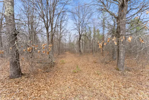 7108 Oakwood Parkway, Webster, WI 54893