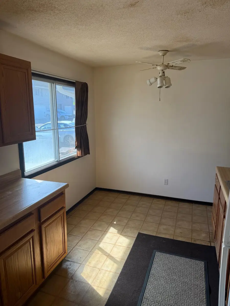 409 Dorland Place, Maplewood, MN 55119 - #3