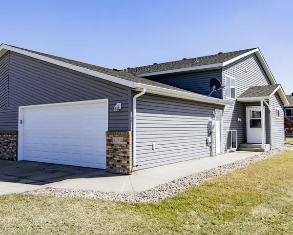 4754 34th Avenue S, Fargo, ND 58104