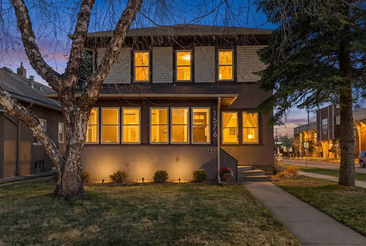 1576 Osceola Avenue, Saint Paul, MN 55105 - #1