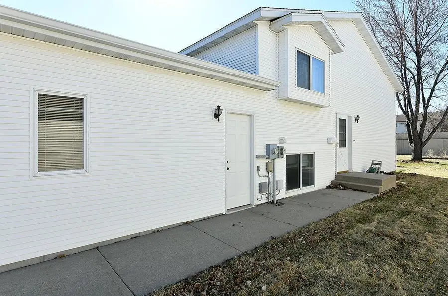 2730 35th Avenue S, Fargo, ND 58104 - #2