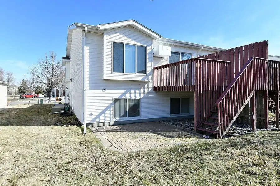 2730 35th Avenue S, Fargo, ND 58104 - #3