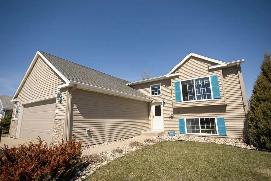 2111 61st Avenue S, Fargo, ND 58104 - #2