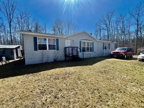 27477 Splithand Road, Grand Rapids, MN 55744