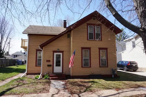 428 N Farwell Street, Eau Claire, WI 54703