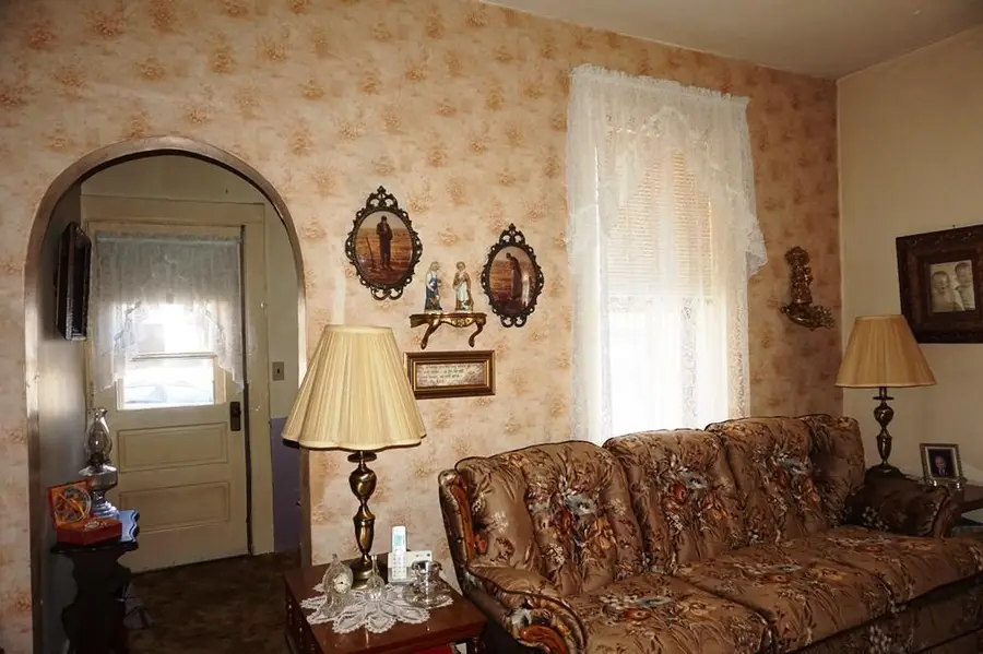 428 N Farwell Street, Eau Claire, WI 54703 - #3