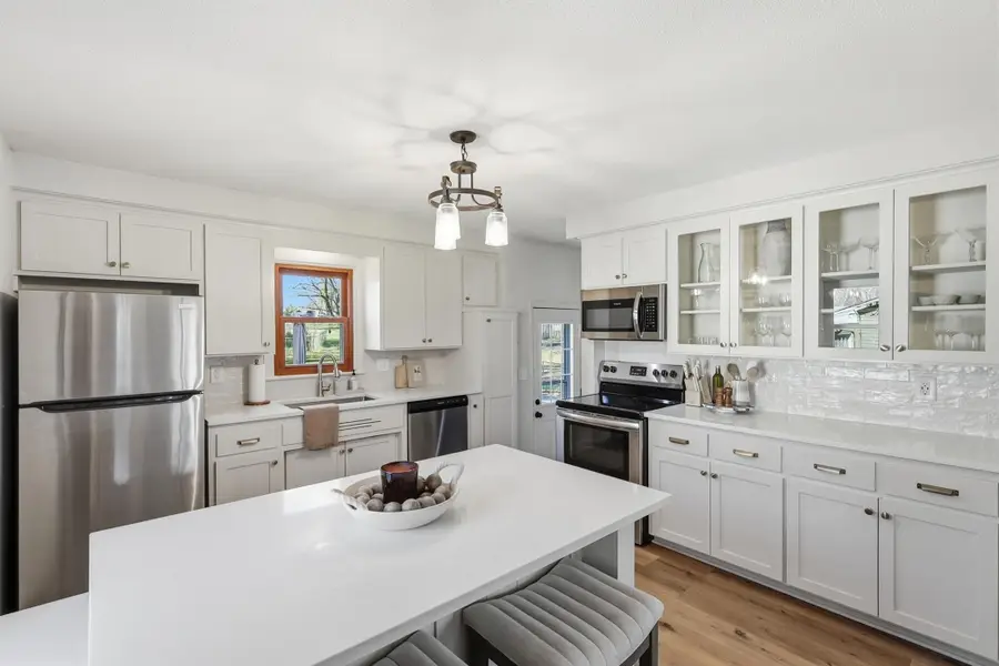 6950 35th Street N, Oakdale, MN 55128 - #2