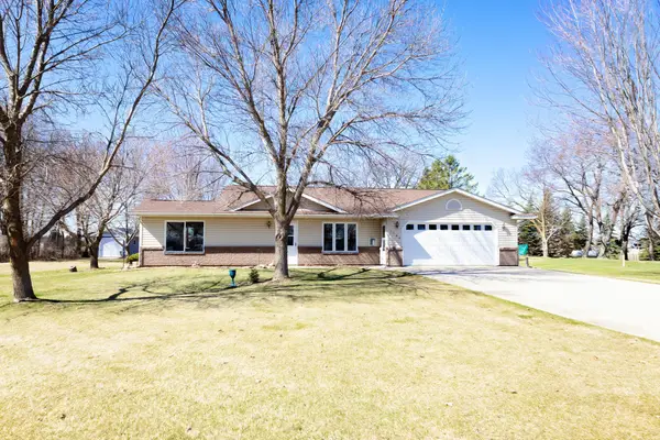 1104 Van Dyke Road Nw, Alexandria, MN 56308