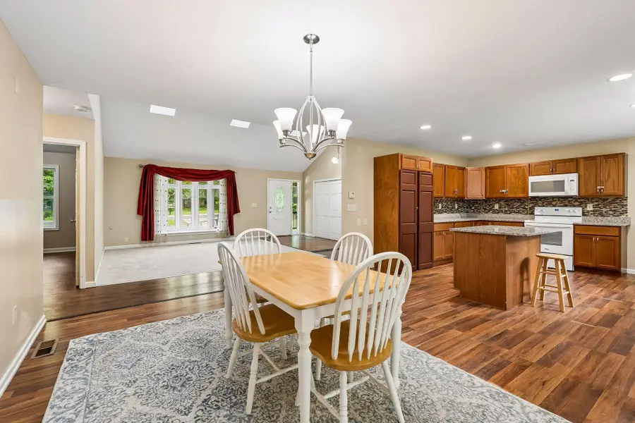 9934 Maple Avenue, Bloomington, MN 55431 - #3