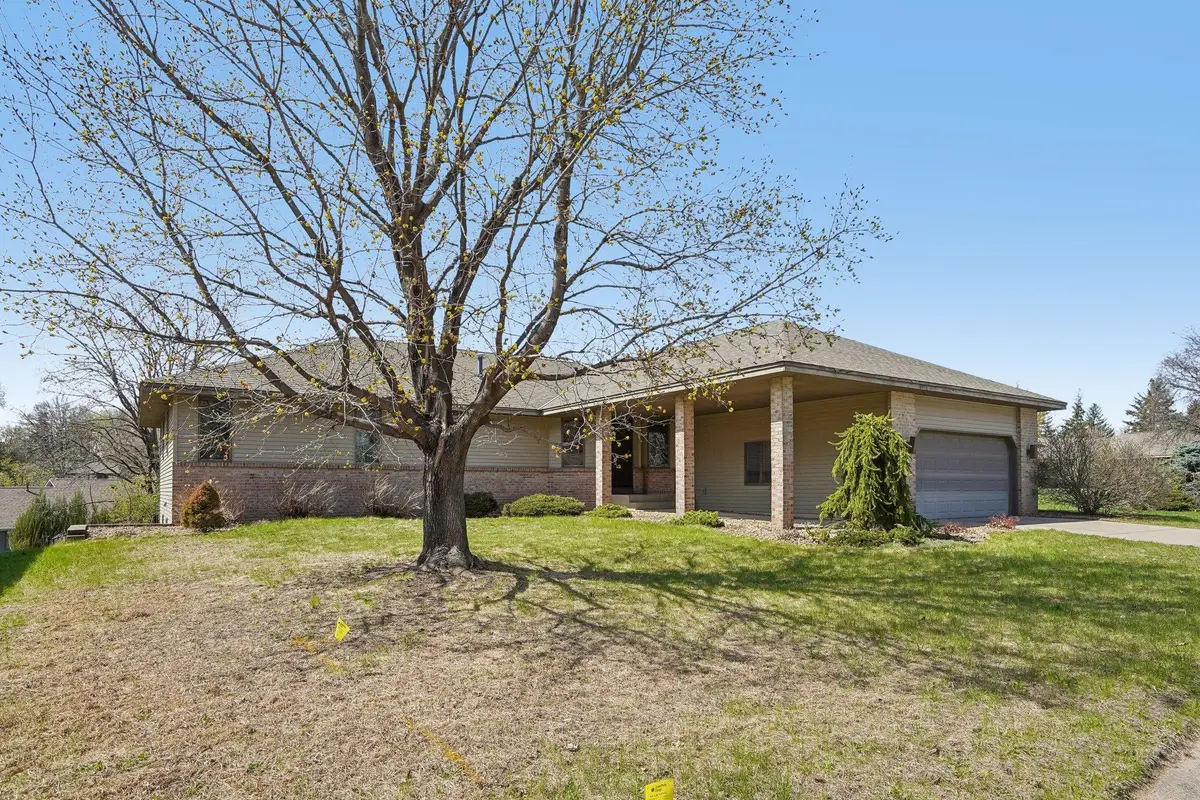 8912 Vincent Place, Bloomington, MN 55431 - #1