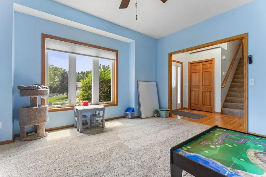 1132 Falls Circle, Chaska, MN 55318 - #3
