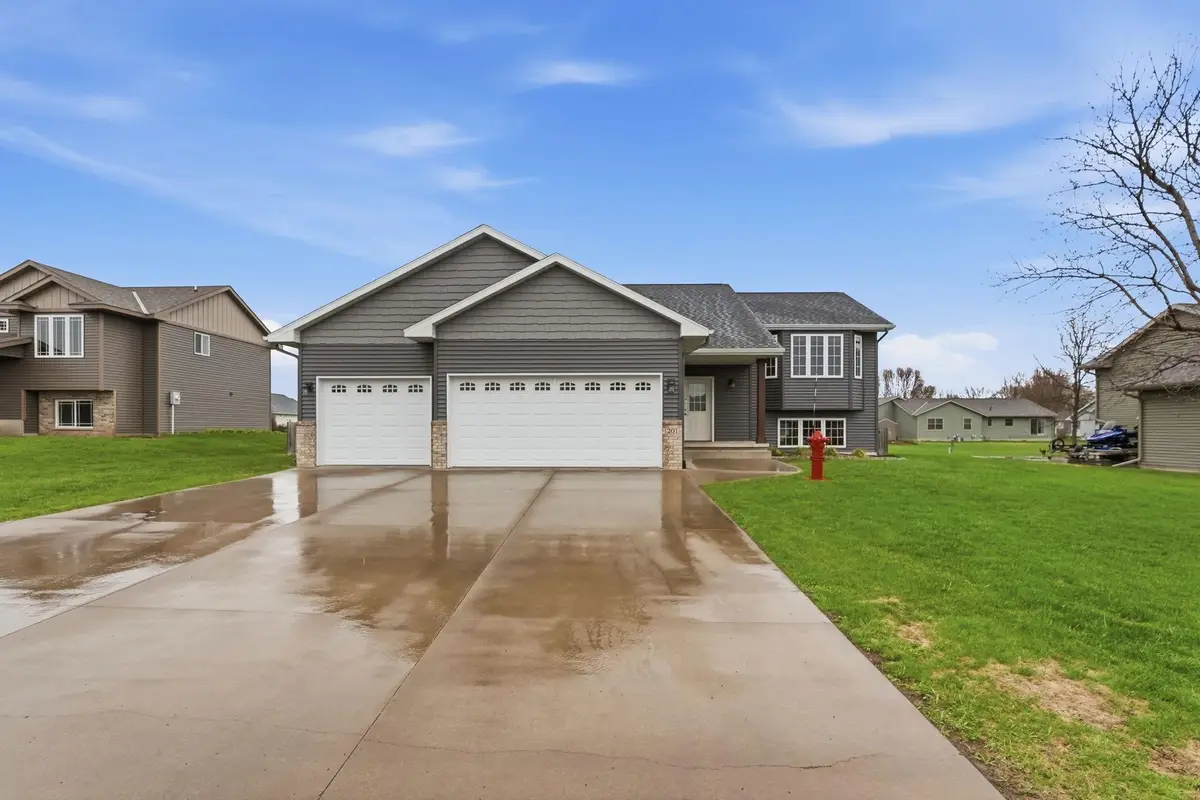 201 10th Street Se, Freeport, MN 56331 - #1