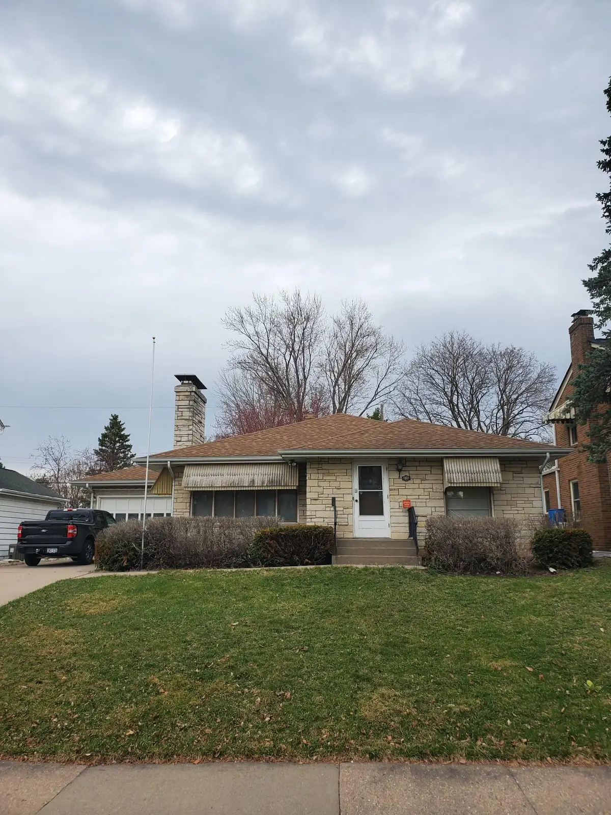 1009 Orange Avenue E, Saint Paul, MN 55106 - #1