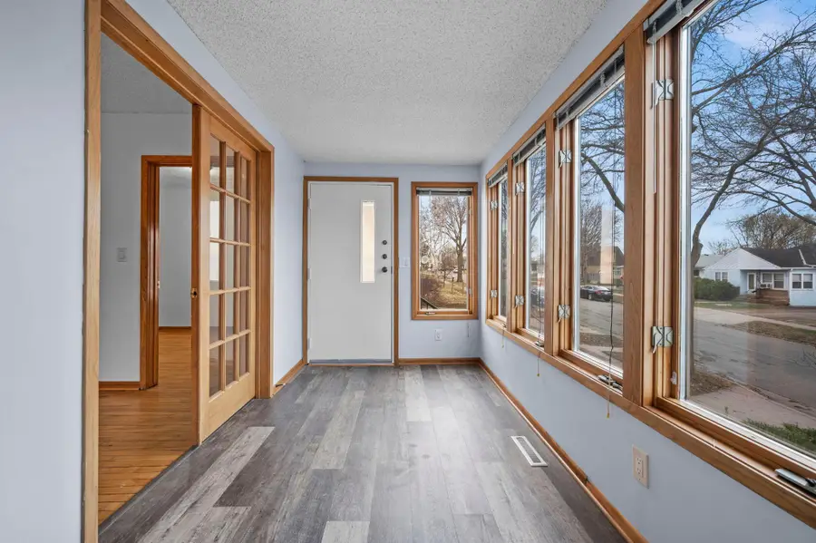 1088 Arundel Street, Saint Paul, MN 55117 - #2