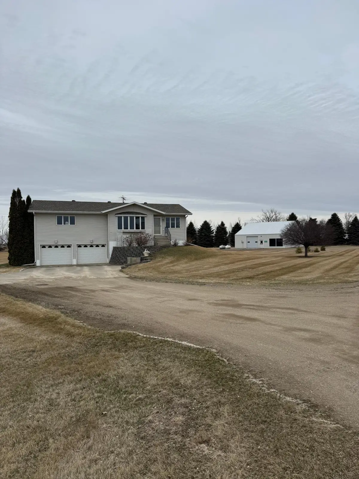 402 Main Avenue, Colgate, ND 58046 - #1