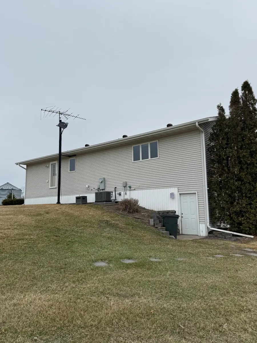 402 Main Avenue, Colgate, ND 58046 - #3