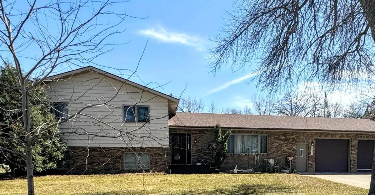 325 S Ash Street, Crookston, MN 56716 - #1