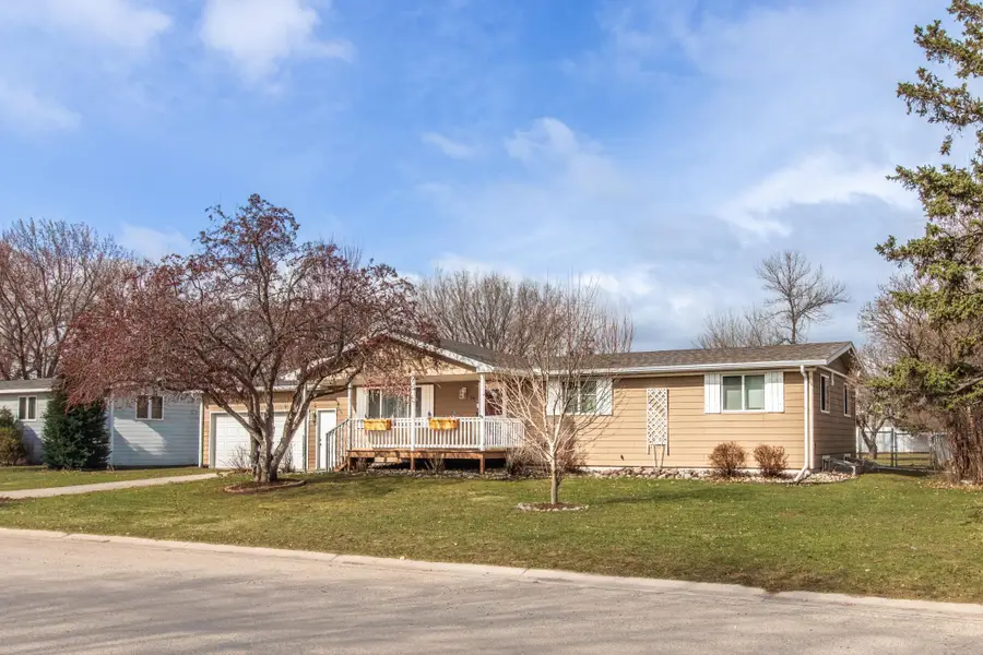 196 Hillcrest Avenue, Spicer, MN 56288 - #3