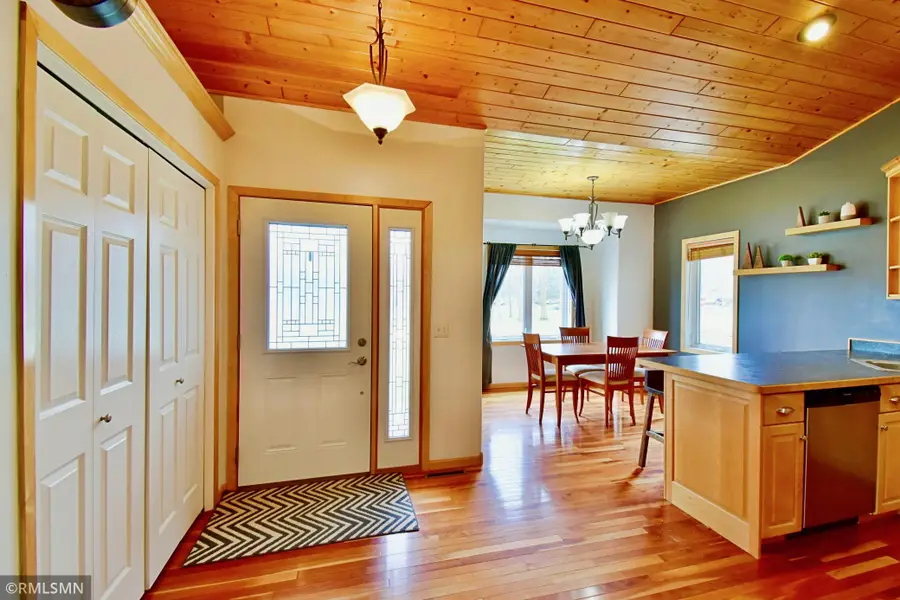 713 Thomas Drive Ne, Alexandria, MN 56308 - #3