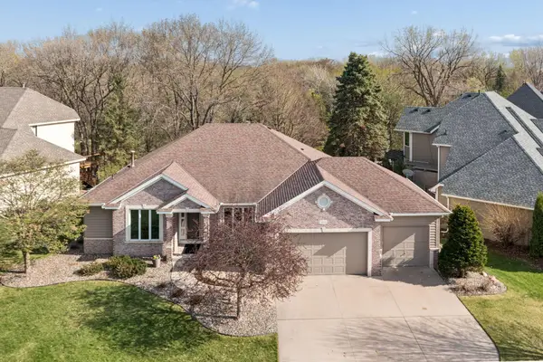 3555 Woodland Trail, Eagan, MN 55123