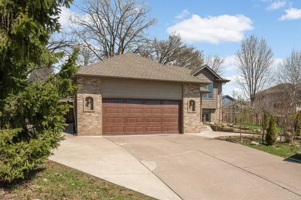 2916 Frank Street, Maplewood, MN 55109