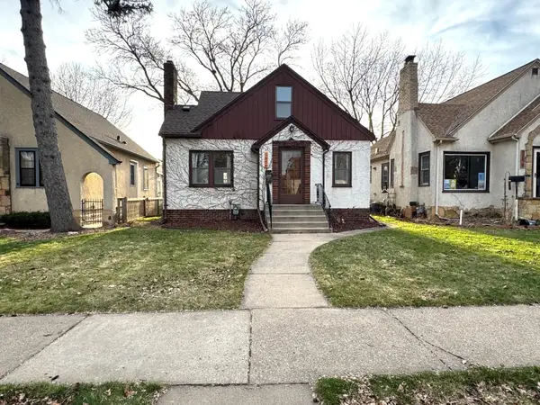 1555 Holton Street, Saint Paul, MN 55108