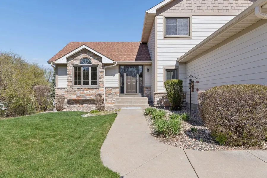 4416 Coachman Lane Ne, Prior Lake, MN 55372 - #2