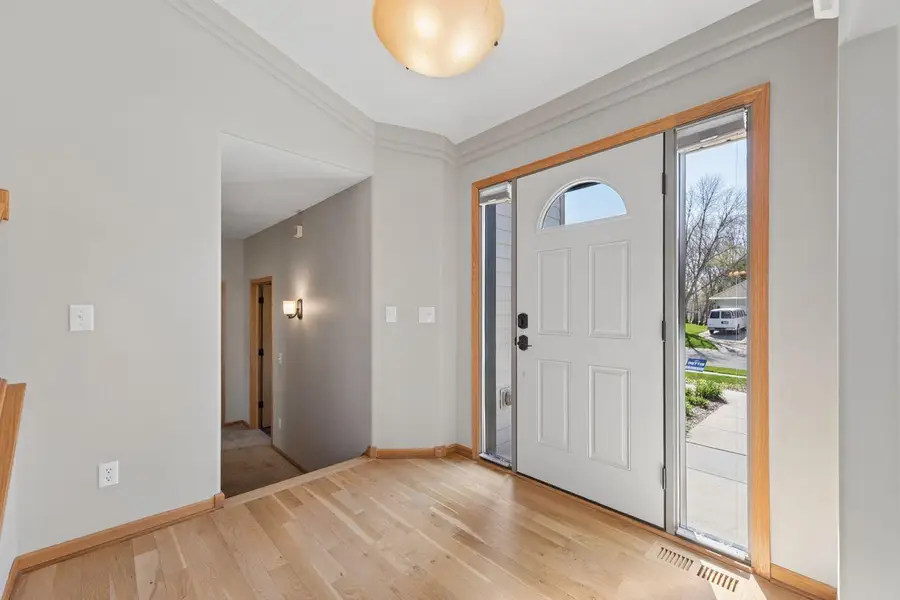 4416 Coachman Lane Ne, Prior Lake, MN 55372 - #3