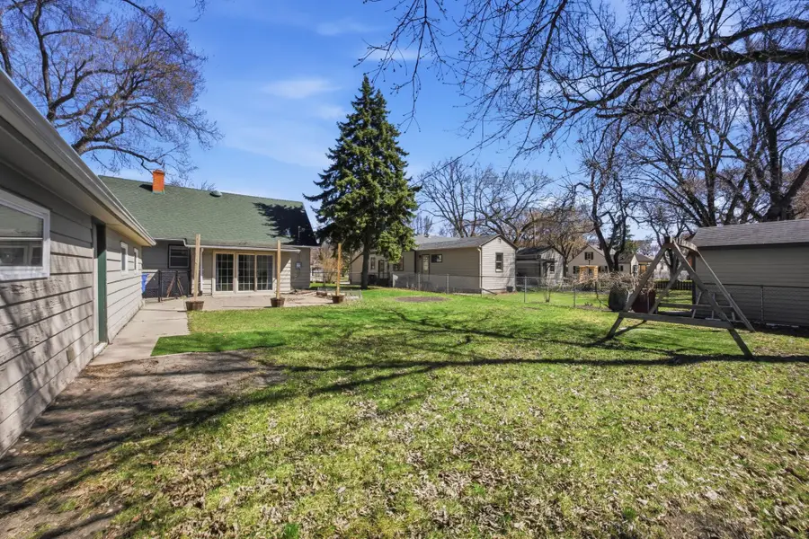 1306 5th Street N, Fargo, ND 58102 - #3