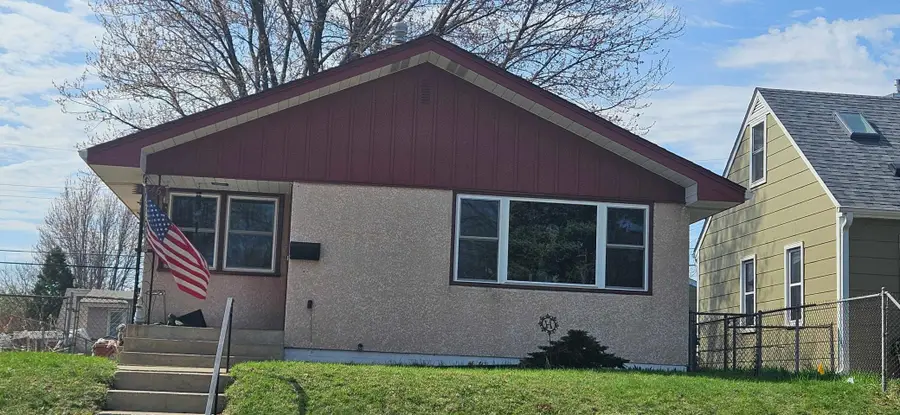 1246 Hewitt Avenue, Saint Paul, MN 55104 - #2