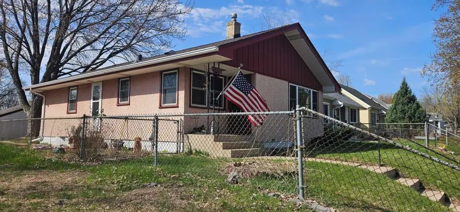 1246 Hewitt Avenue, Saint Paul, MN 55104 - #3