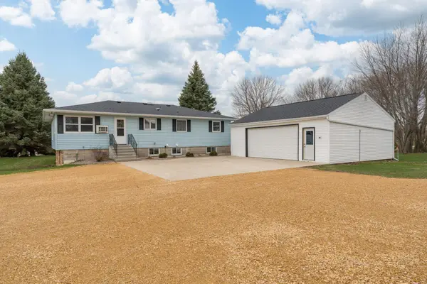 235 390th Avenue, Janesville, MN 56048