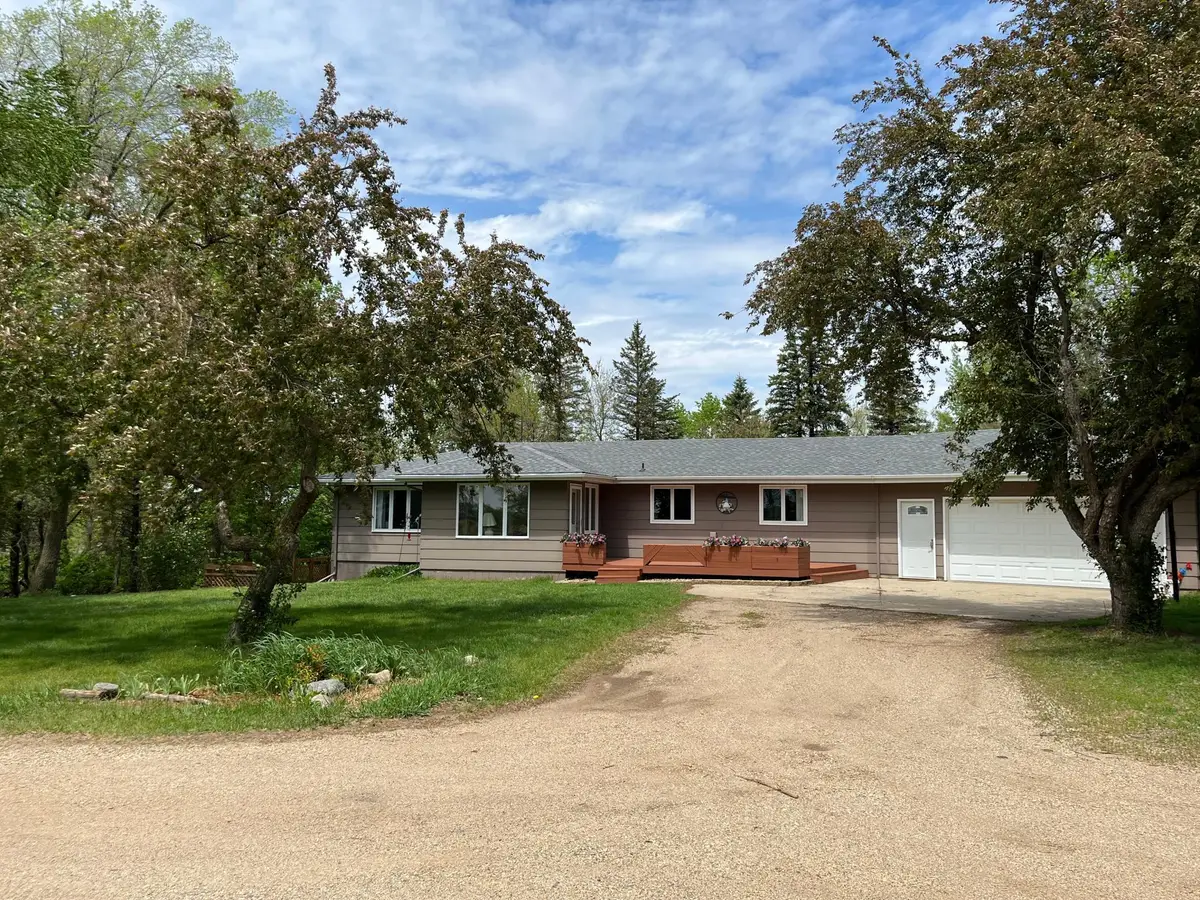 93306 Us Highway 71, Windom, MN 56101 - #1