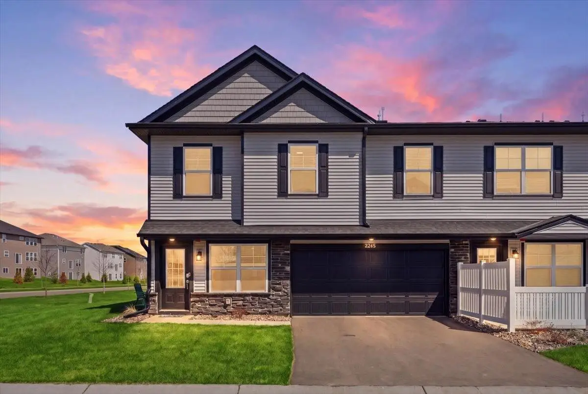 5245 Long Pointe Pass, Woodbury, MN 55129 - #1