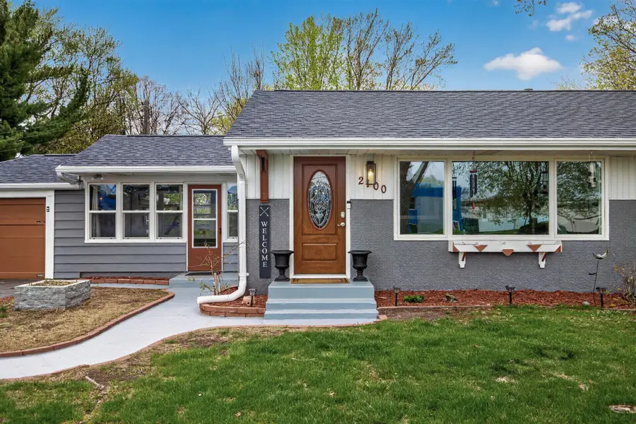 2100 69th Avenue N, Brooklyn Center, MN 55430 - #2