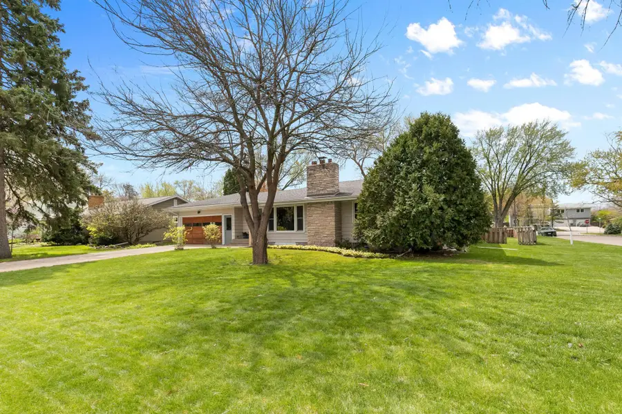 2017 Beacon Street, Saint Paul, MN 55113 - #2