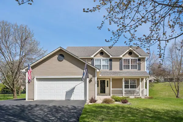 208 Cherrywood Avenue Nw, Saint Michael, MN 55376