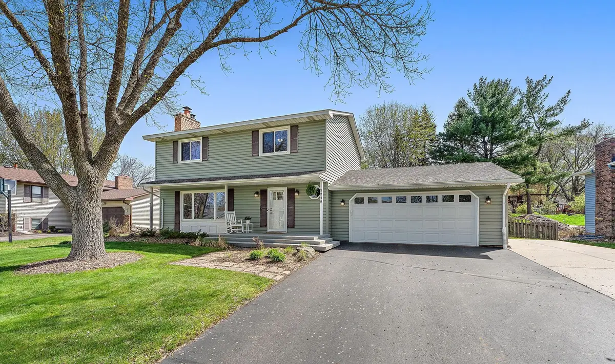 3249 Camelot Drive, Woodbury, MN 55125 - #1