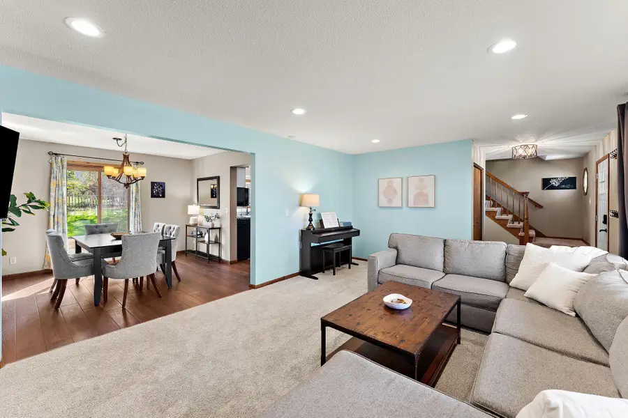 3249 Camelot Drive, Woodbury, MN 55125 - #3