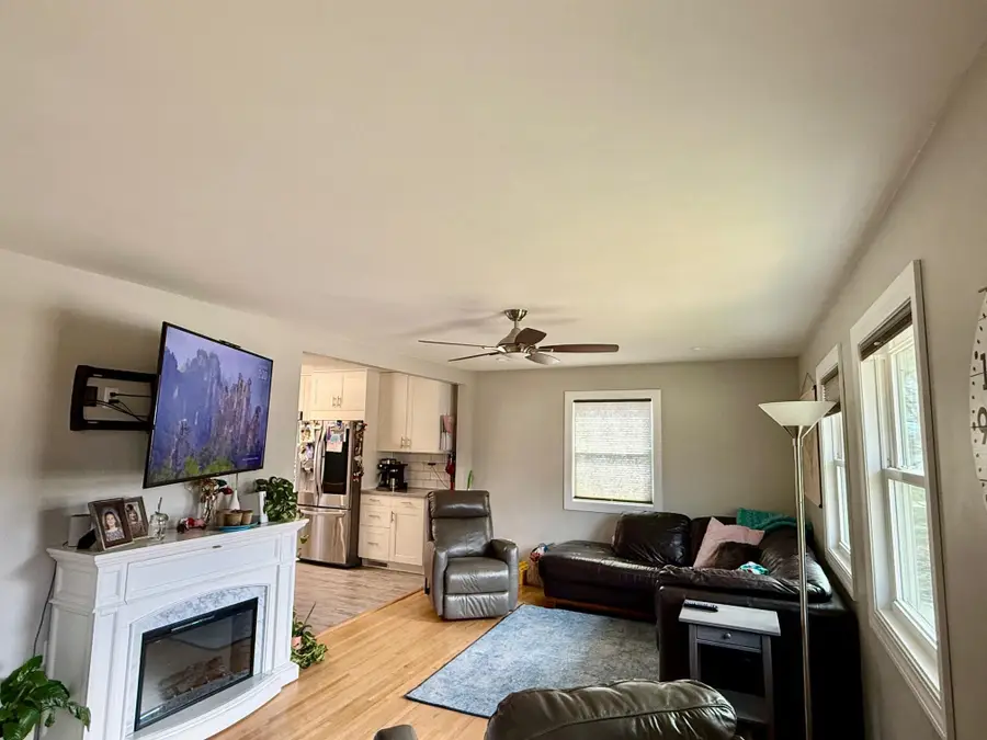 3524 1st Avenue E, Hibbing, MN 55746 - #3