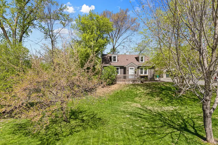 1221 County Road D E, Vadnais Heights, MN 55109 - #2
