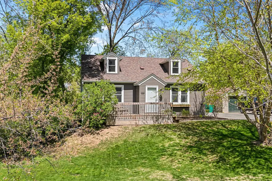 1221 County Road D E, Vadnais Heights, MN 55109 - #3