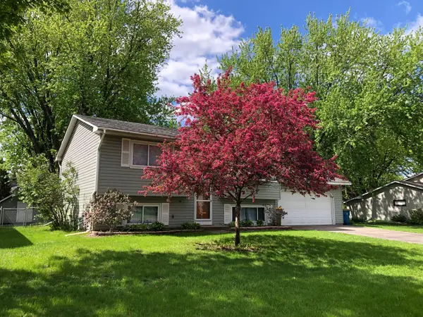 1800 Florence Street, White Bear Lake, MN 55110