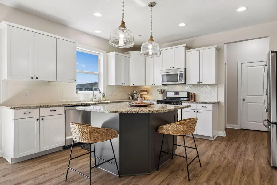 1608 Aspen Drive, Carver, MN 55315 - #3