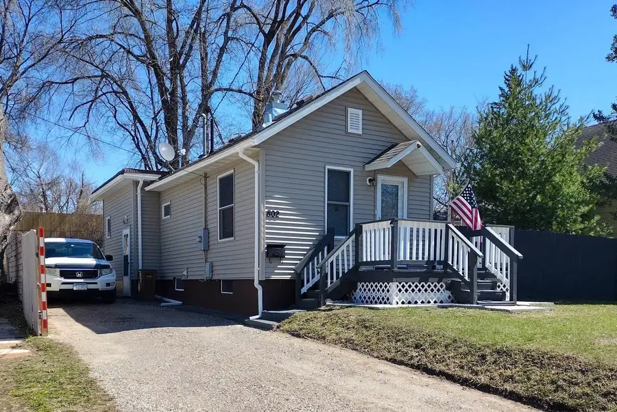802 Valley Avenue, Albert Lea, MN 56007 - #3