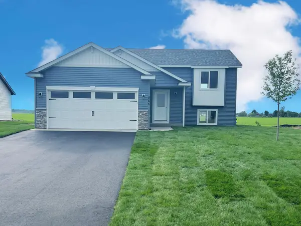 955 2 1/2 Avenue Sw, Rice, MN 56367