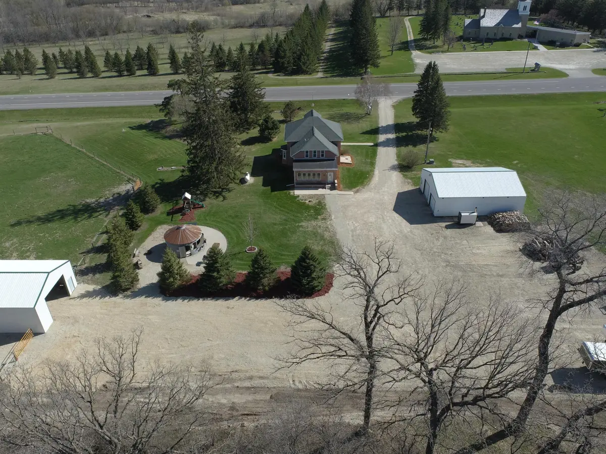 1545 Highway 60 Boulevard, Kenyon, MN 55946 - #1