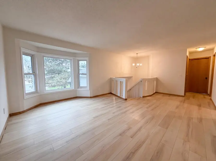 6475 Grandview Drive, Eden Prairie, MN 55346 - #3