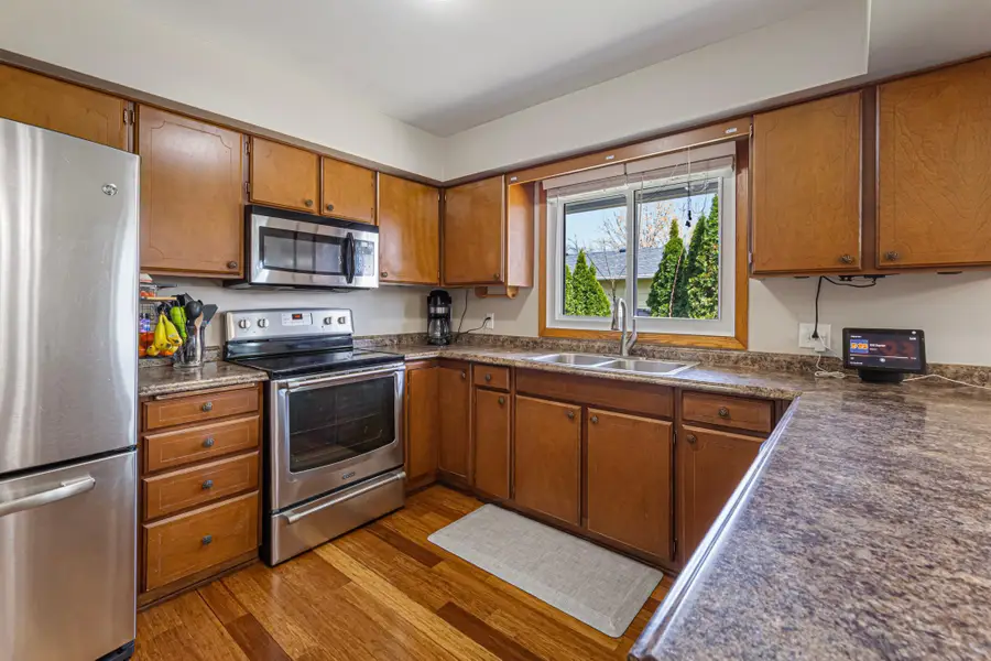 1201 Prairie Avenue Sw, Faribault, MN 55021 - #2