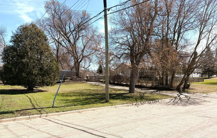 513 S Concord Street, Fergus Falls, MN 56537 - #2